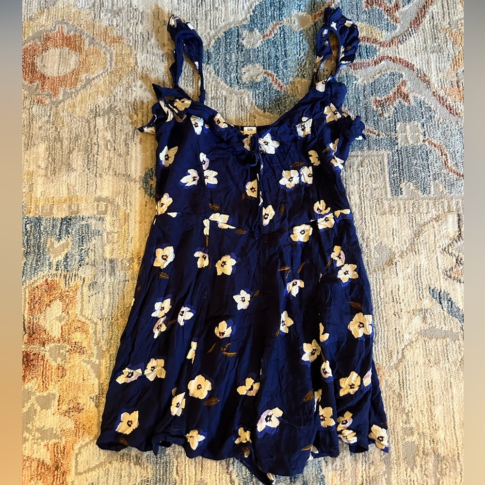 Billabong Floral Navy Blue Romper sz Small
